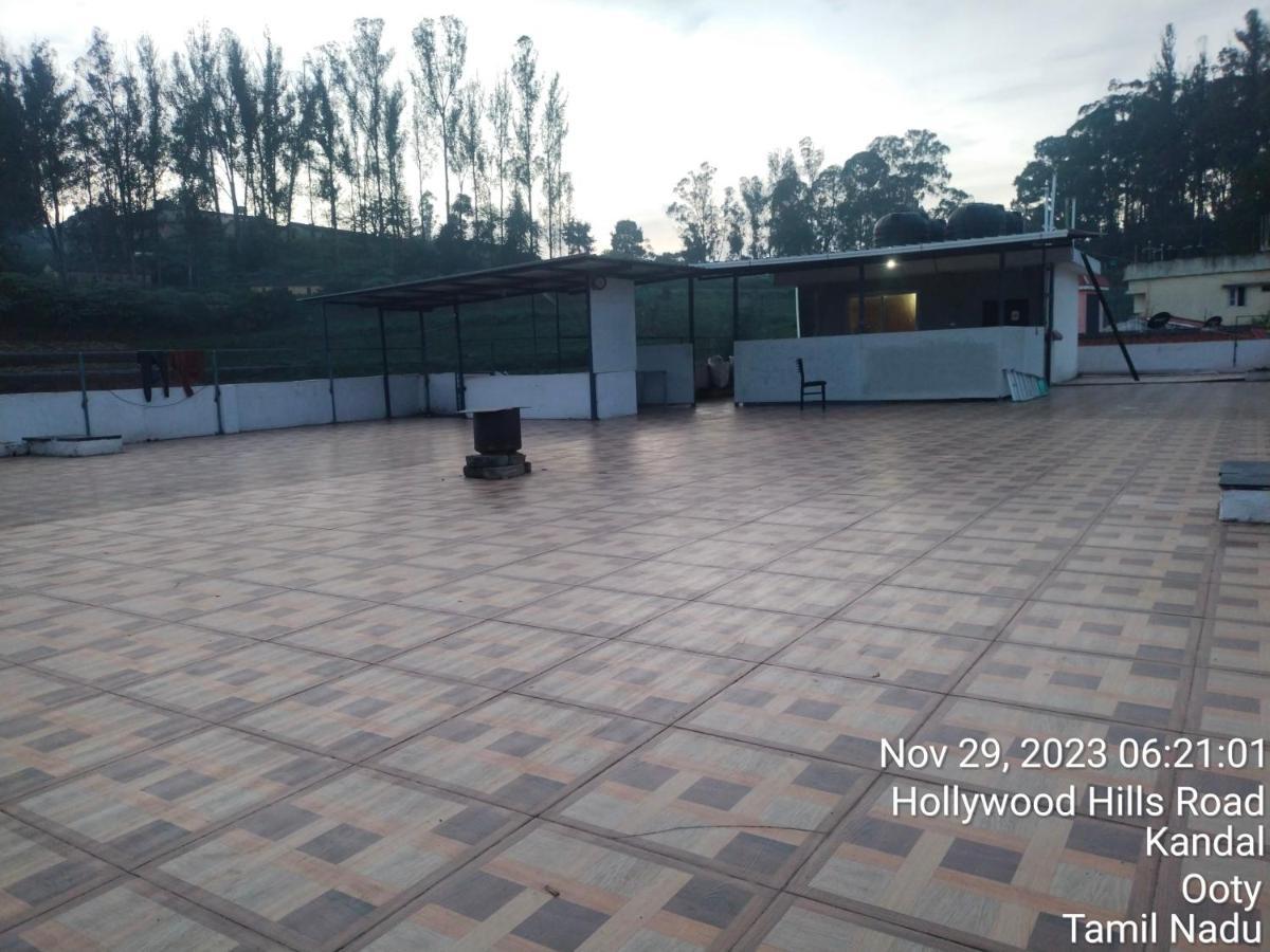 J J Homes Ooty Exterior foto